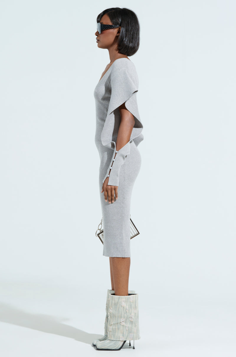 OFF TO BRUNCH KNIT MIDI DRESS IN HEATHER GREY