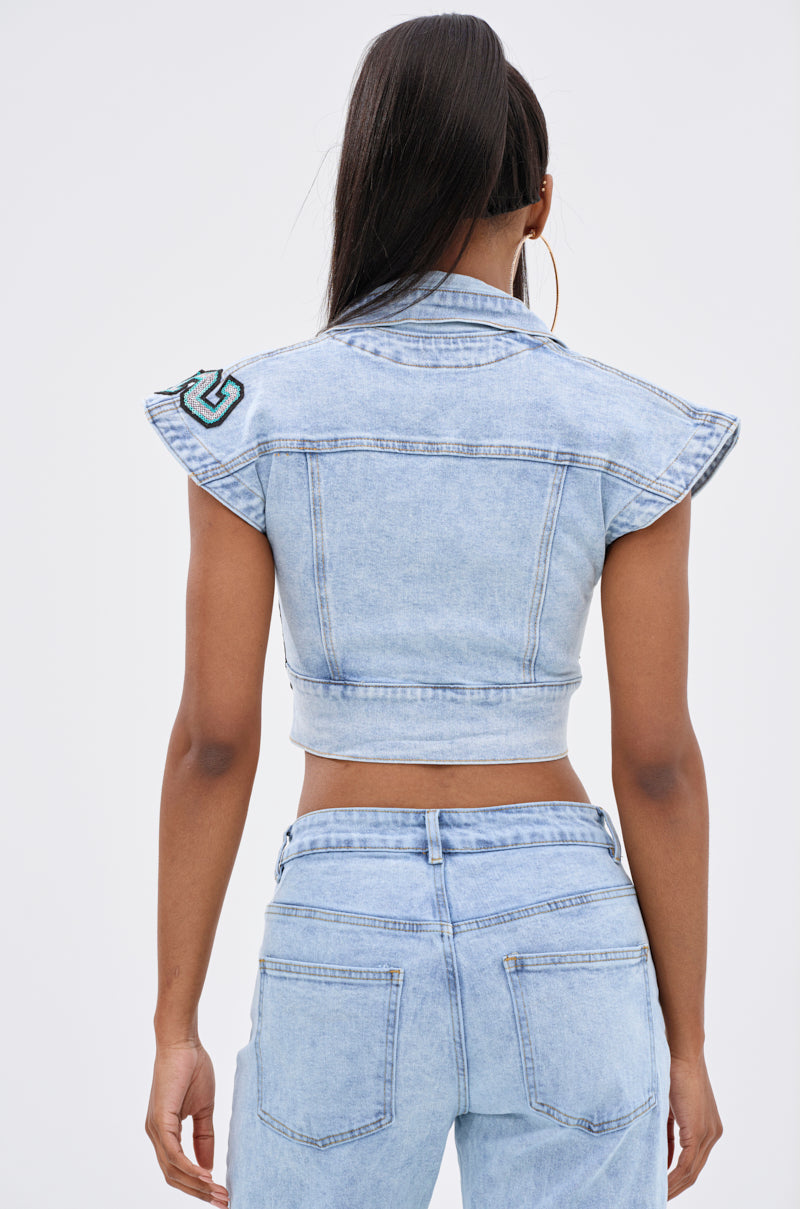CHAMPION GRAPHIC DENIM BLOUSE