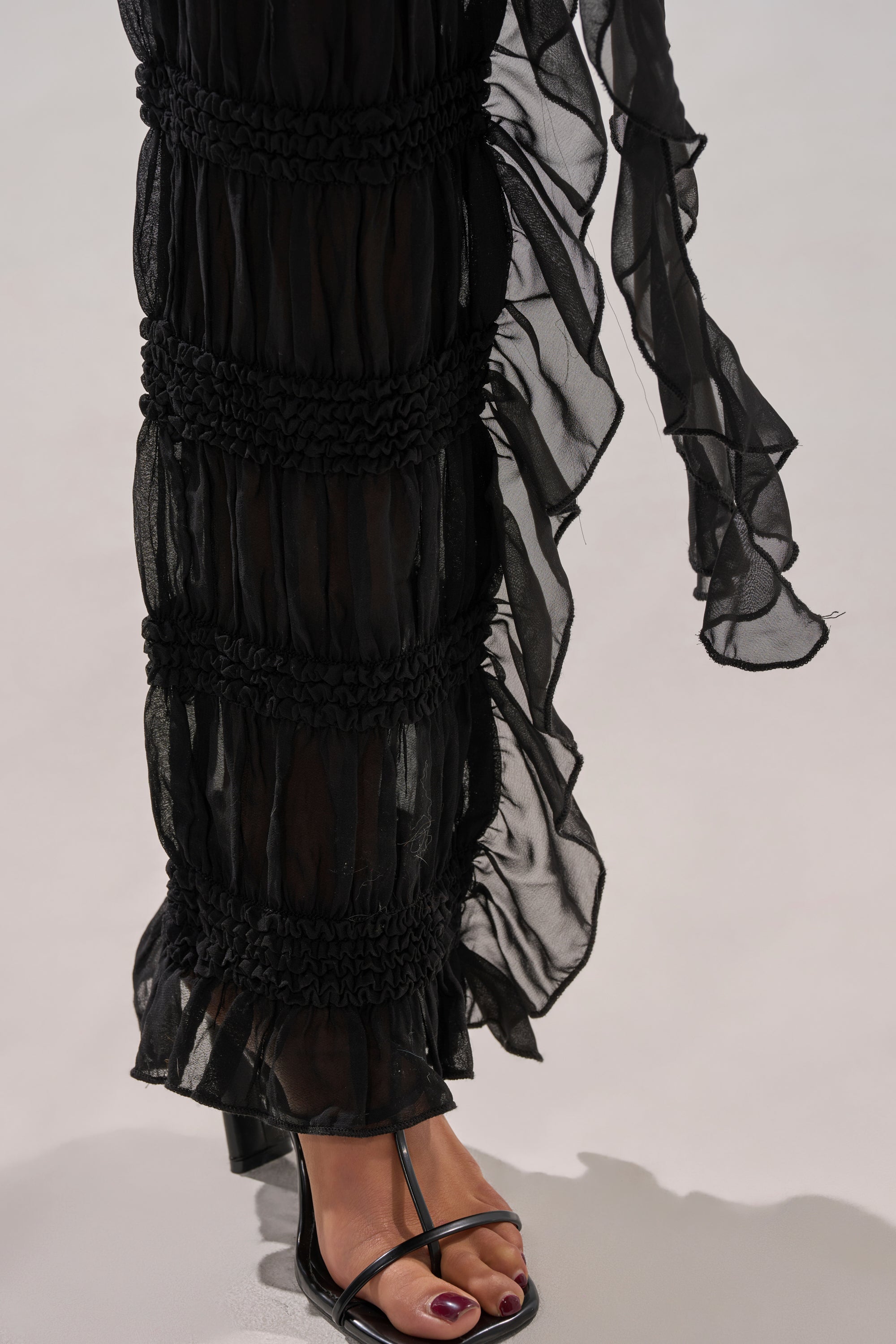 DANCING QUEEN RUFFLE PANT