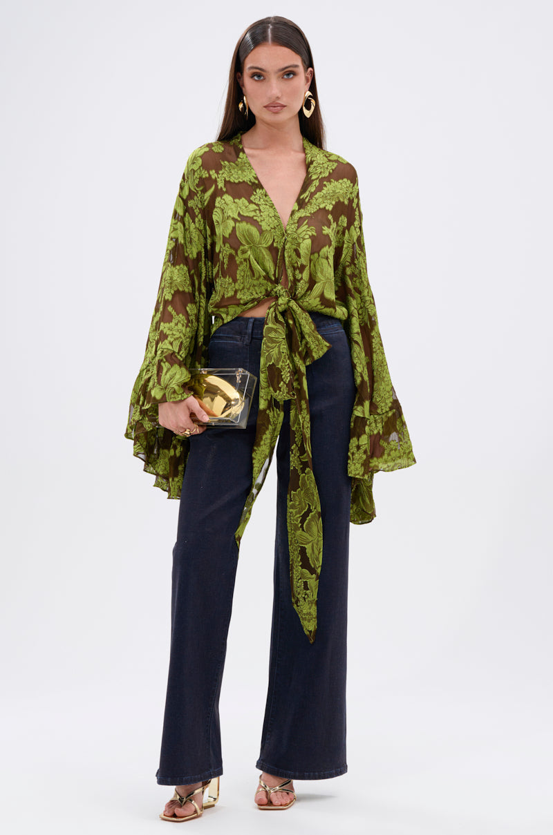 BUTTERLY EFFECT BLOUSE IN GREEN