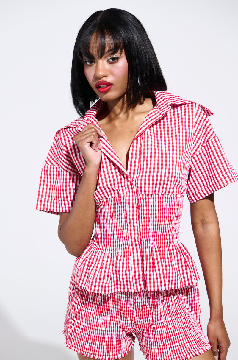 PICNIC TIME RUFFLE TOP