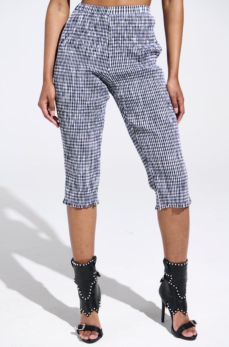 FLOWER CHILD RUFFLE CAPRI