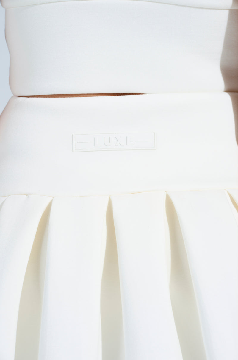 PAXTON SUPERLUXE PLEATED MINI SKIRT IN WHITE