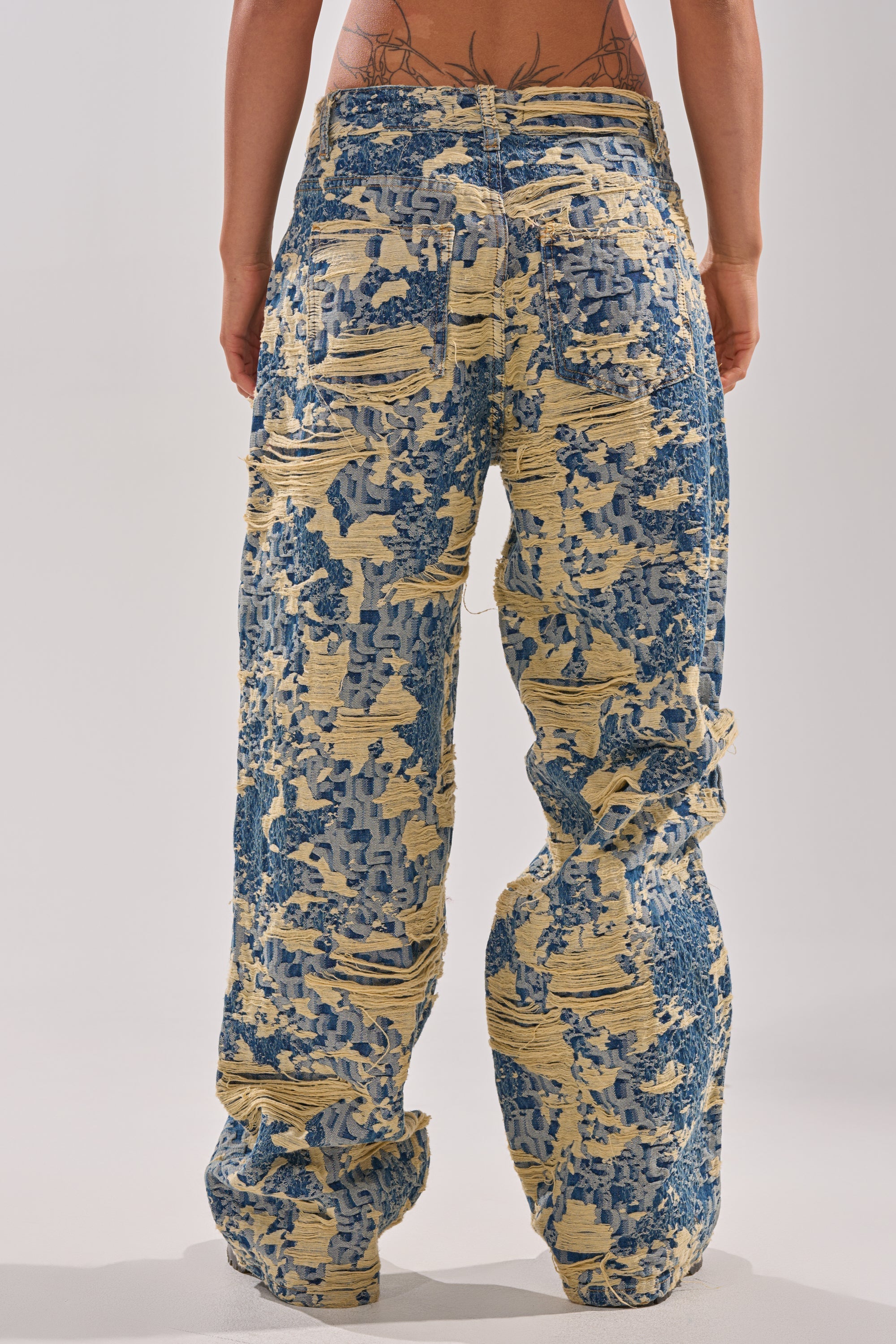 RENEWED DREAM TAPESTRY PANT