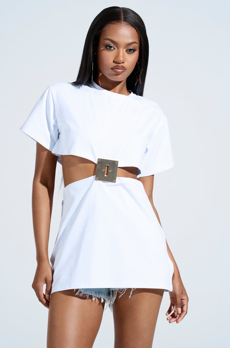 GIRL BOSS MOMENTS CUT OUT TSHIRT