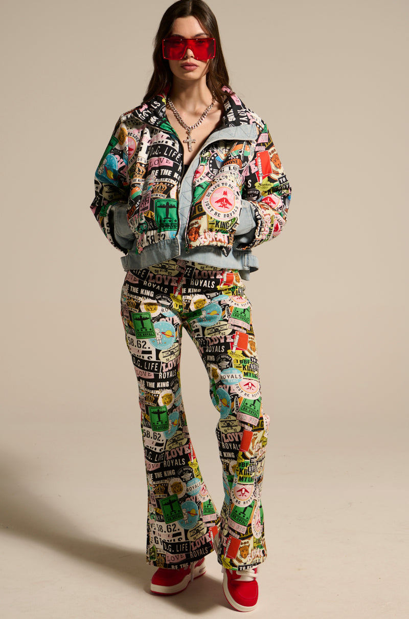 GREEN LIGHT LAYERED GRAPHIC BOMBER