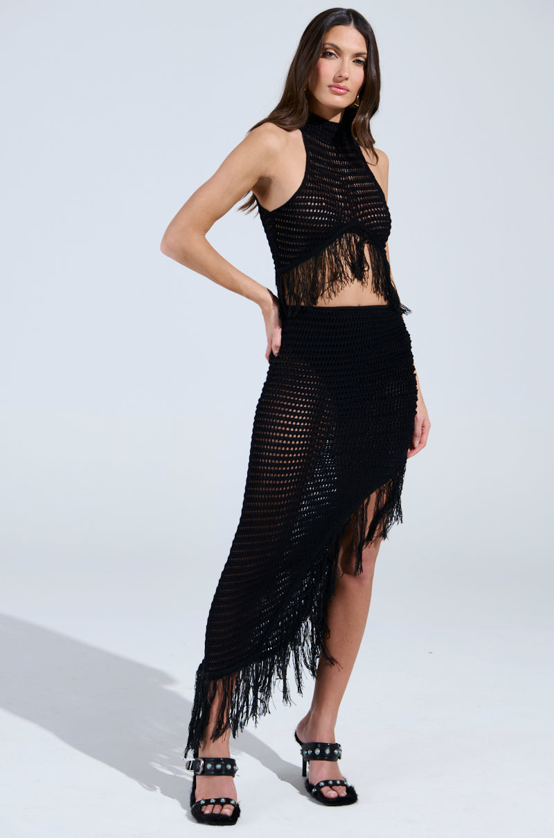 CROCHET FRAYED EDGE CROP TANK TOP