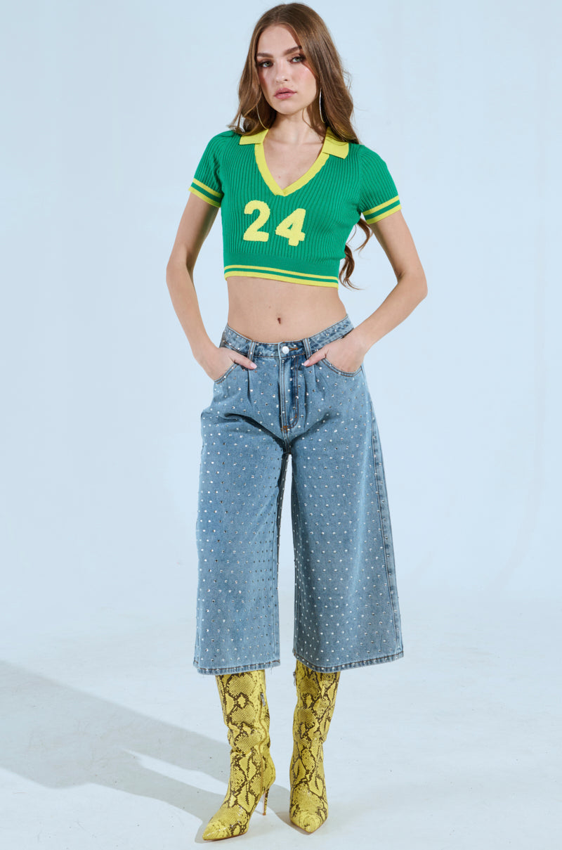 PRETTY ELITE CROPPED COLLARED SWEATER