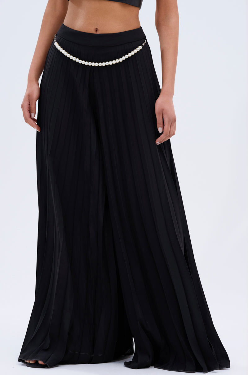 QUEEN OF EVERYTHING PALAZZO PANT