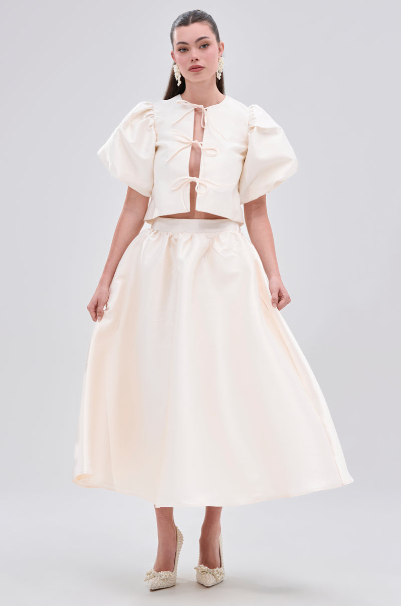 GIRL POWER CROP TIE FRONT TOP