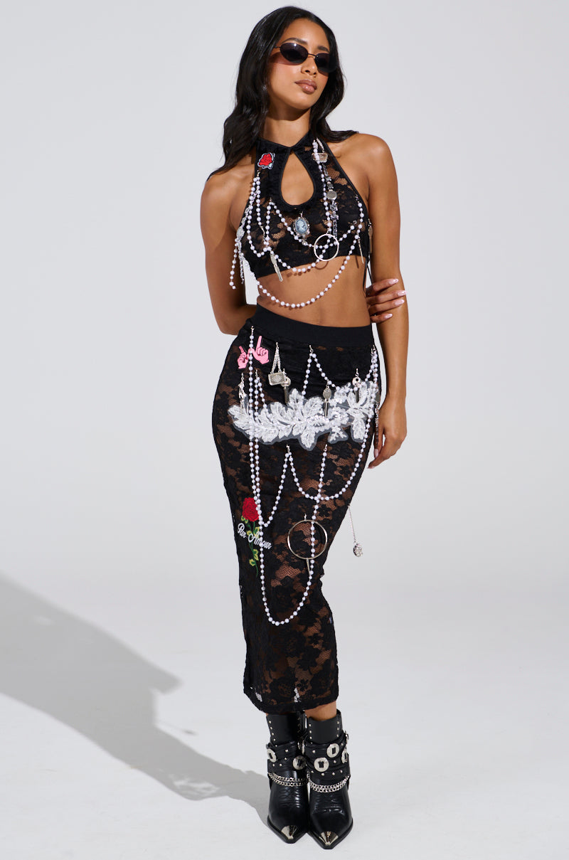 CONTROLLED CHAOS LACE CROPPED HALTER TOP