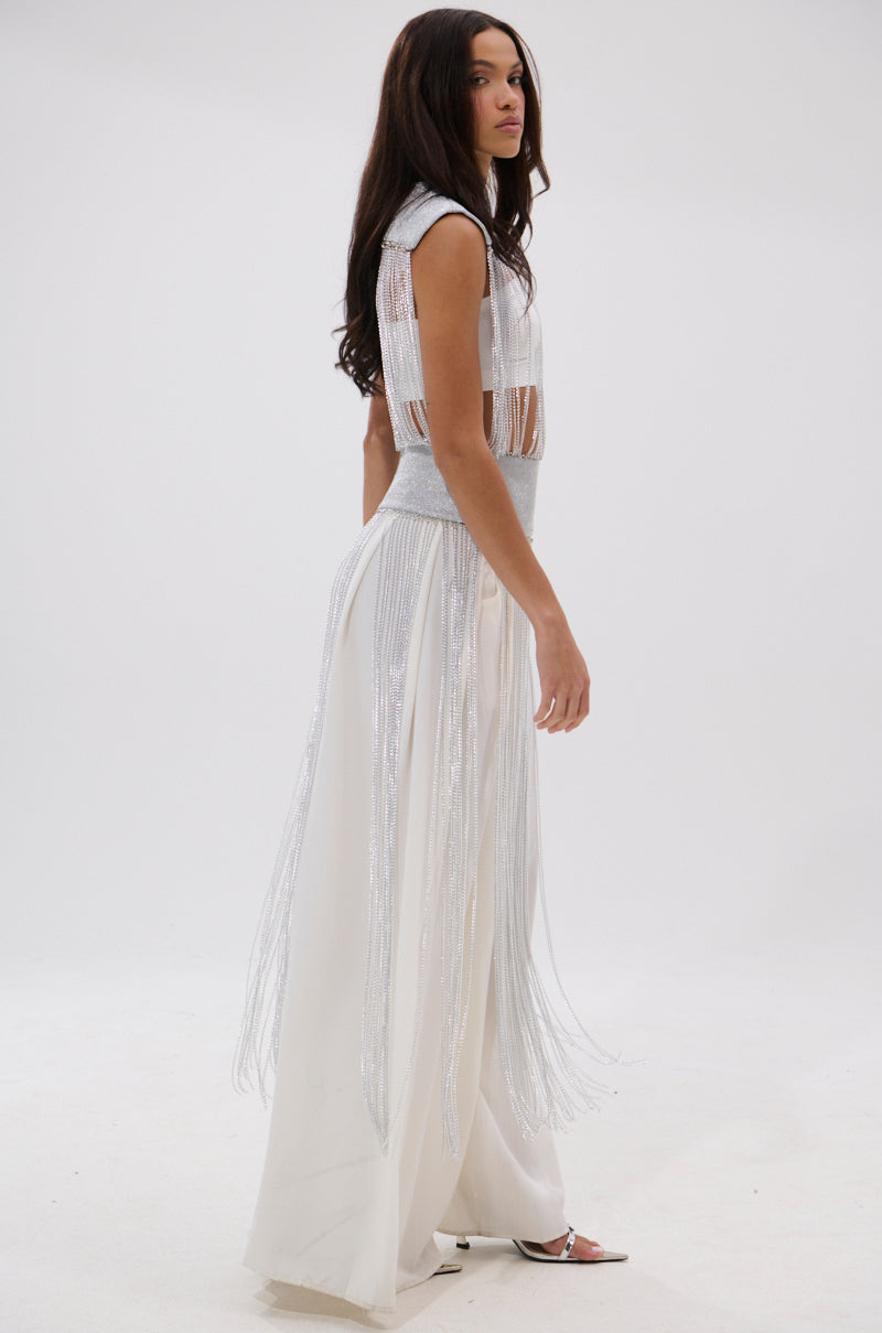 ARK SLEEVELESS CHAIN TOP