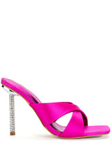 AZALEA WANG CANDID SLIP ON SANDAL IN FUCHSIA