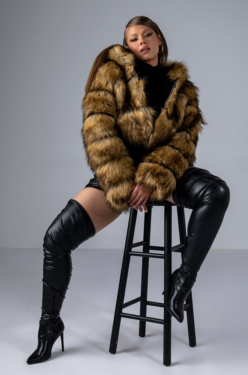 PLUS GRACELLE FAUX FUR CROPPED JACKET