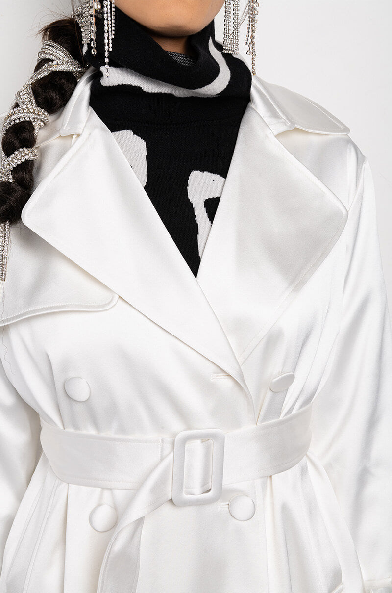 FOXY WHITE SATIN TRENCH