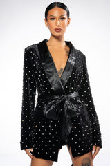 NYE VELVET BLAZER WITH SATIN LAPEL AND GEMS
