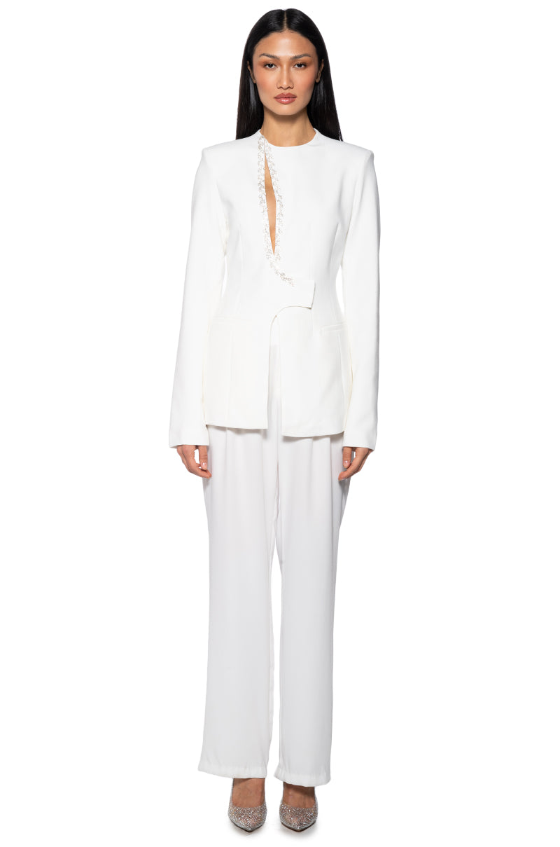 PEEK A BOO RHINESTONE ACCENT BLAZER IN WHITE