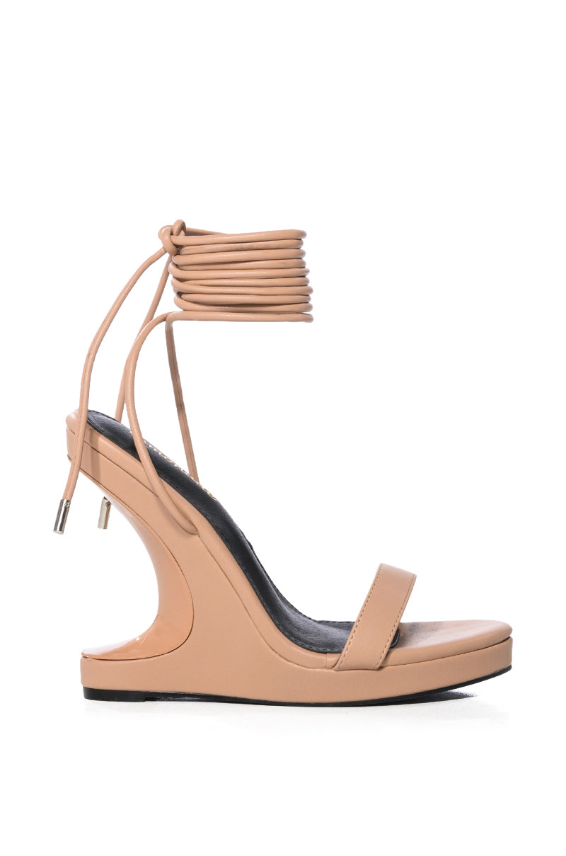 RAVEN NUDE NOVELTY HEEL STRAPPY SANDAL